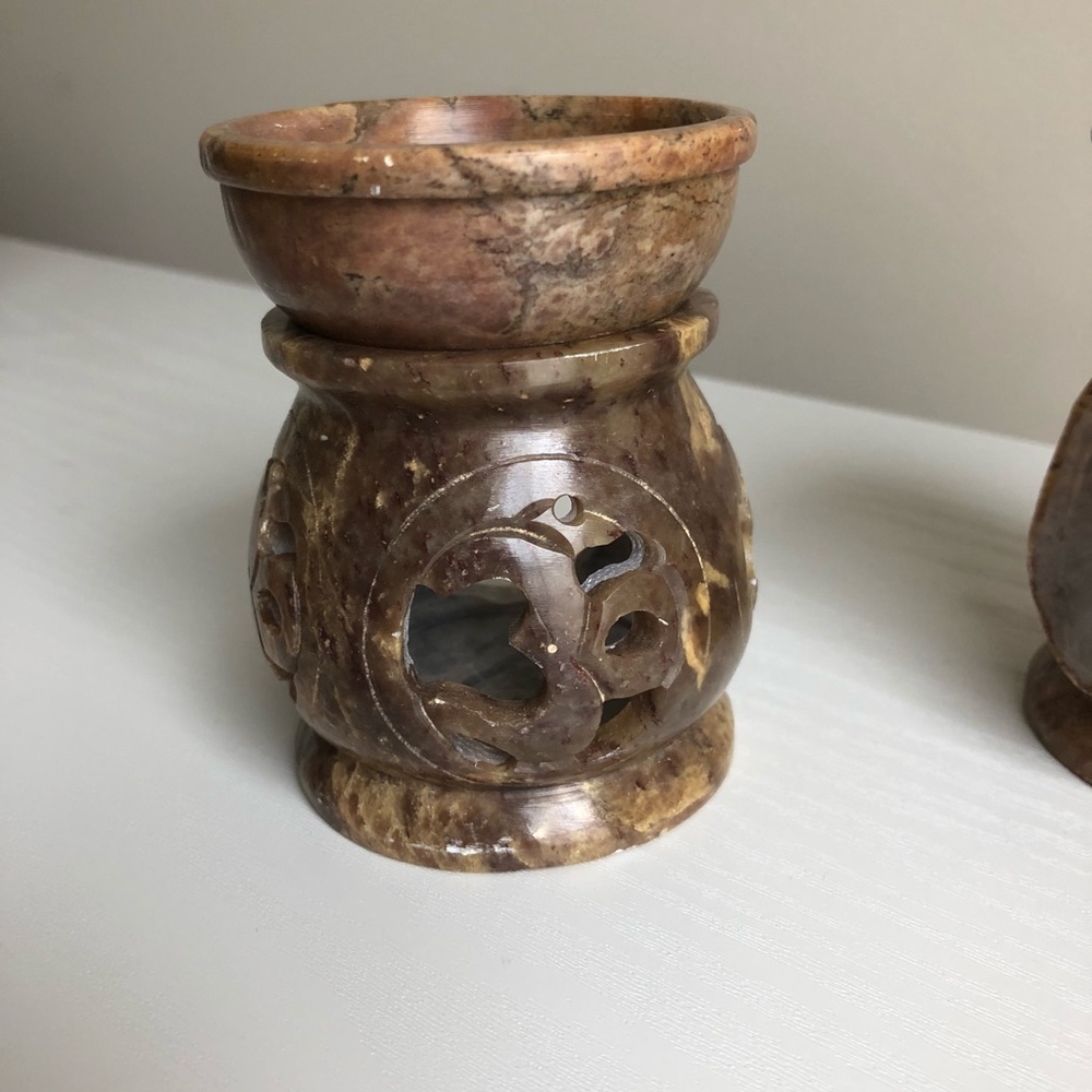 BRAND NEW essential oil burner - Picture 3 of 5